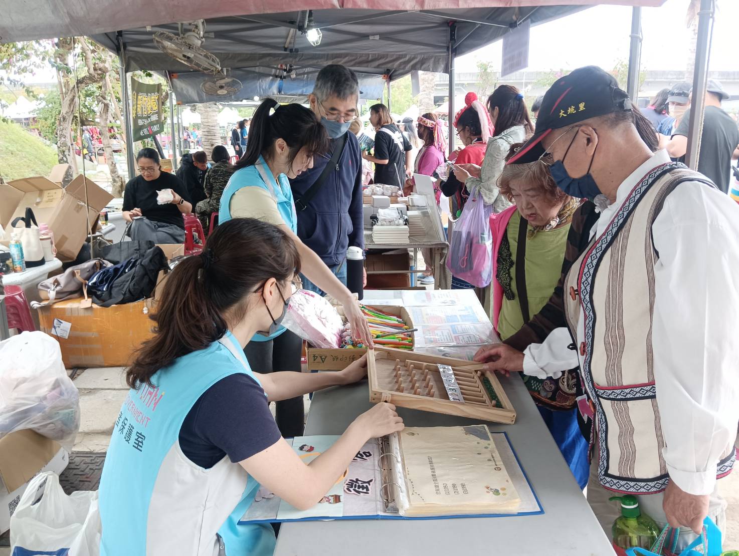 113年10月20日「113年度桃園市原住民族聯合豐年節活動」設攤宣導1