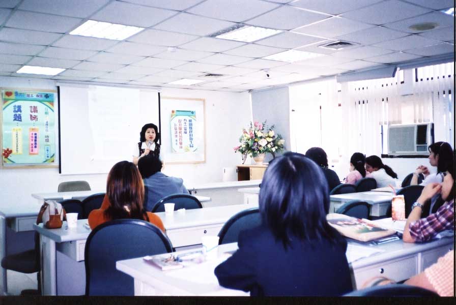演講活動2.jpg