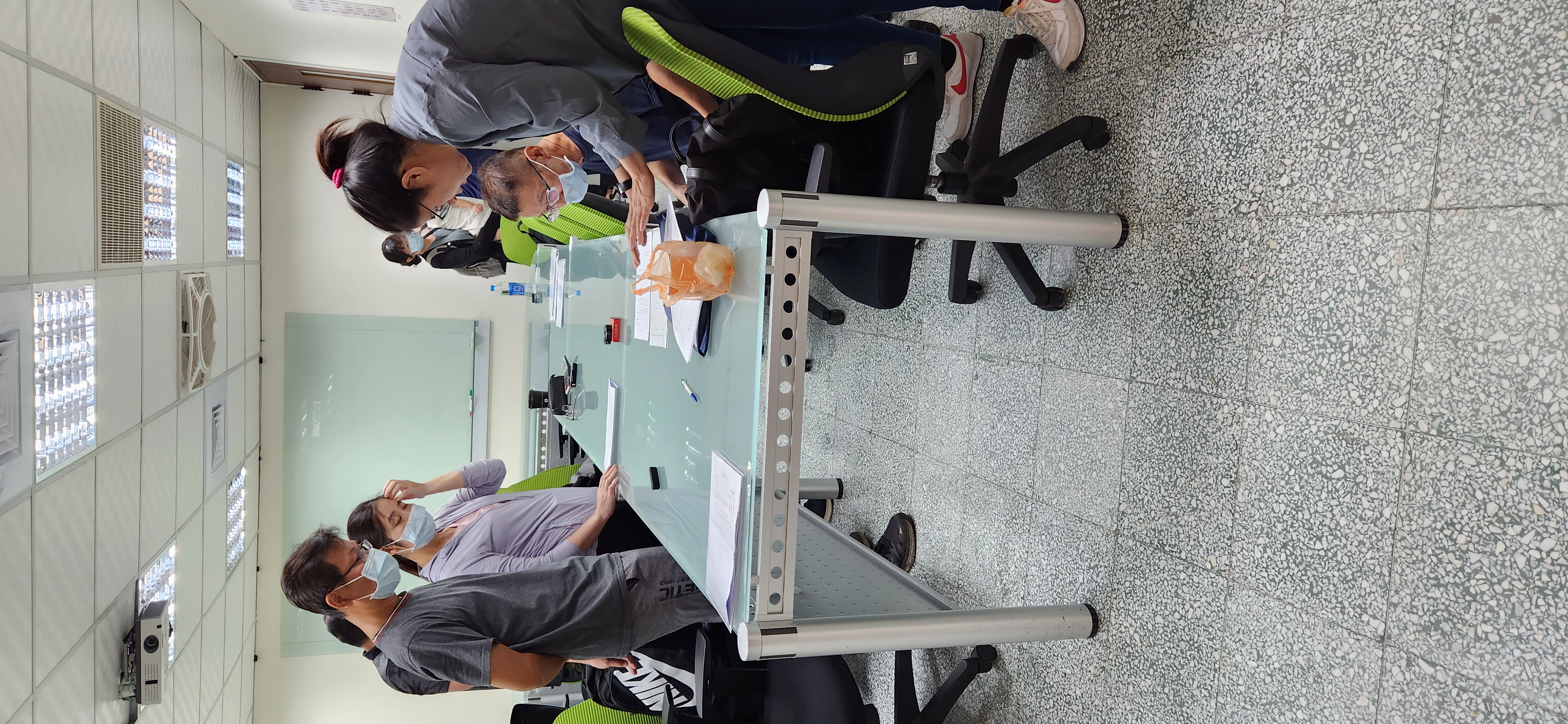 桃市消保官協助忠貞市場越南法國麵包食品中毒事件受害之消費者辦理損害賠償事宜